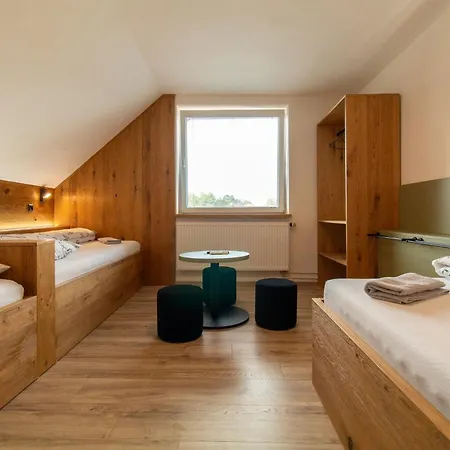 Апартаменты Large For Up To 11 Guests *