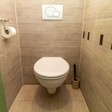 Apartment Large For Up To 11 Guests *